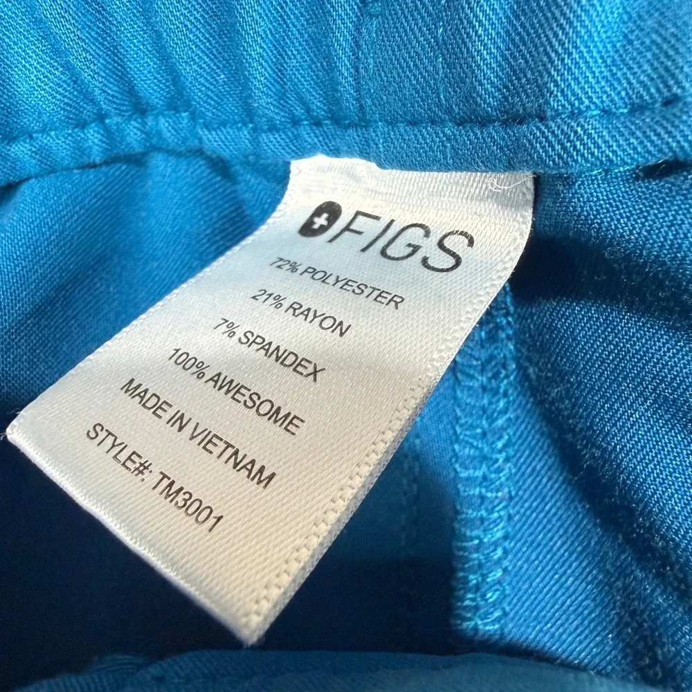 Figs Men Cargo Pants in teal blue- medium